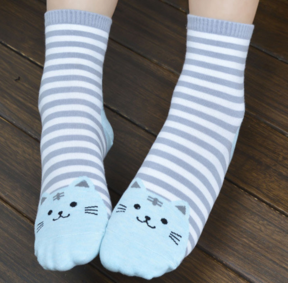 Ponožky s pruhy, motiv kočky